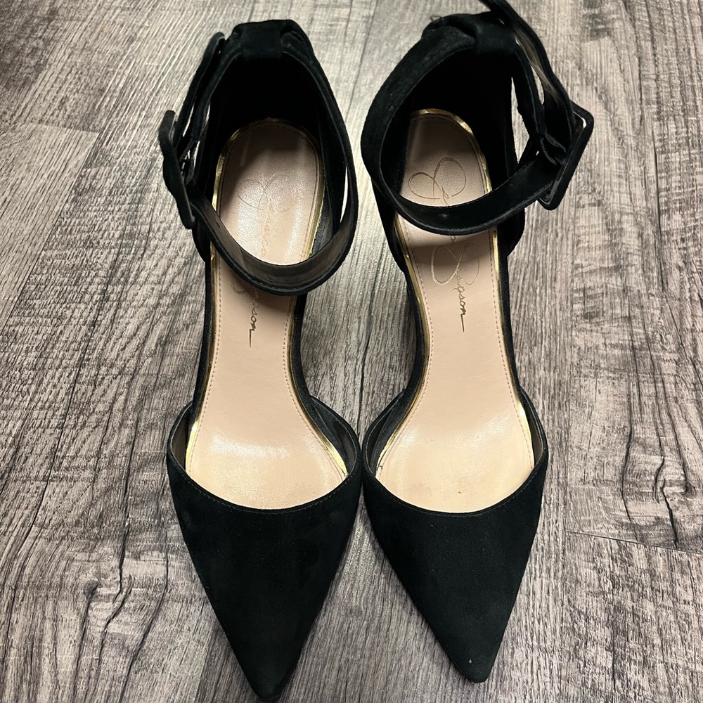 Black Jessica Simpson pumps